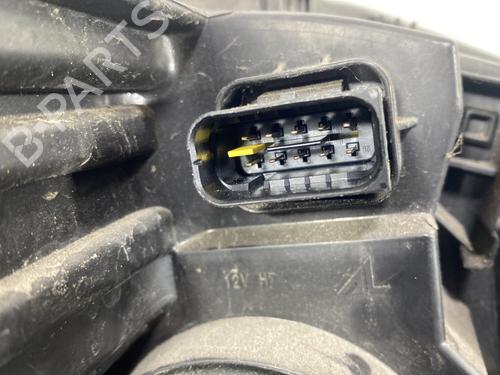 Left headlight PEUGEOT 308 II (LB_, LP_, LW_, LH_, L3_) 1.5 BlueHDi 130 | BP29377826C28 