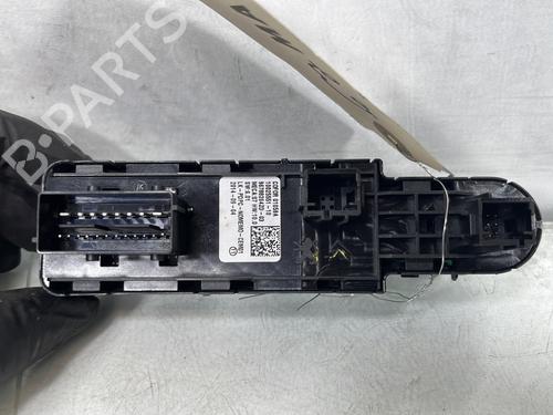 Used Left front window switch Left front window switch PEUGEOT 308 SW II (LC_, LJ_, LR_, LX_, L4_) 1.6 BlueHDi 120 (120 hp) 33830531 33830531