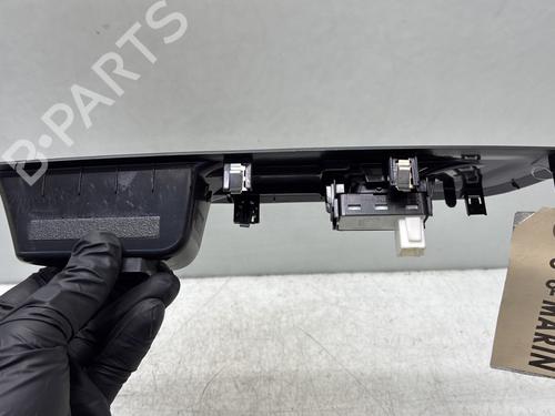 Mando elevalunas trasera derecho Mando elevalunas trasera derecho PEUGEOT 208 I (CA_, CC_) [2012-2021] 33858626 33858626