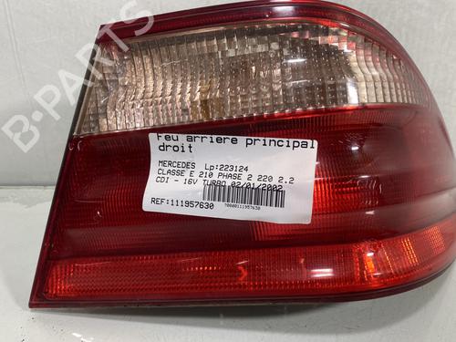 Used Right taillight MERCEDES-BENZ E-CLASS (W210) E 220 CDI (210.006) (143 hp) 29428984