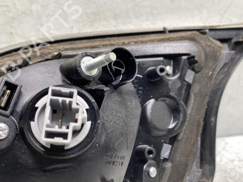 Used Left tailgate light Left tailgate light MAZDA 3 Saloon (BK) [1999-2009] 19957462 19957462