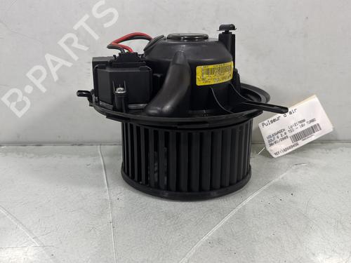 Used Heater blower motor VW GOLF VI (5K1) 2.0 TDI (110 hp) 31212137