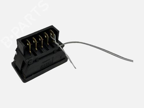 Used Right front window switch Right front window switch LAND ROVER DISCOVERY I (LJ) 2.5 TDI 4x4 (122 hp) 39948543 39948543