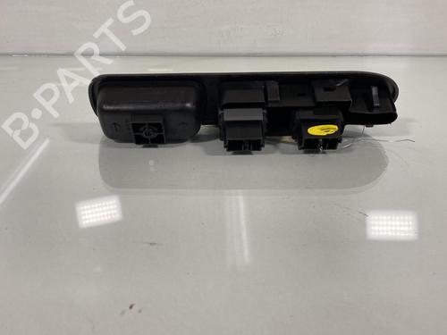 Used Left front window switch Left front window switch PEUGEOT 307 (3A/C) 2.0 HDi 90 (90 hp) 20007850 20007850
