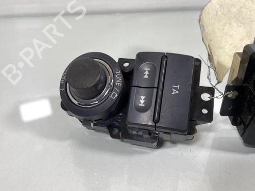 Switch NISSAN NAVARA NP300 (D40) 2.5 dCi 4WD (D40TT, D40T, D40M, D40BB) | BP20034156I30 