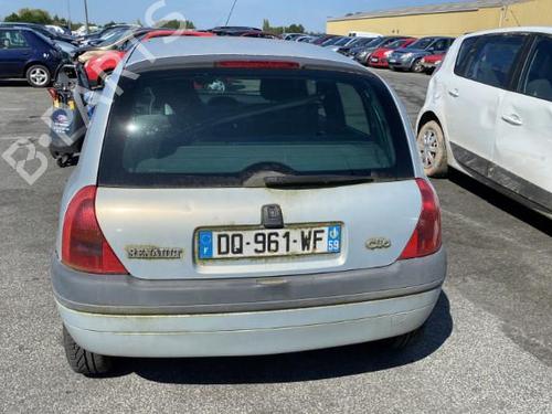 Éclairage de plaque d'immatriculation RENAULT CLIO II (BB_, CB_) 1.2 (BB0A, BB0F, BB10, BB1K, BB28, BB2D, BB2H, CB0A,... | BP30864049I40