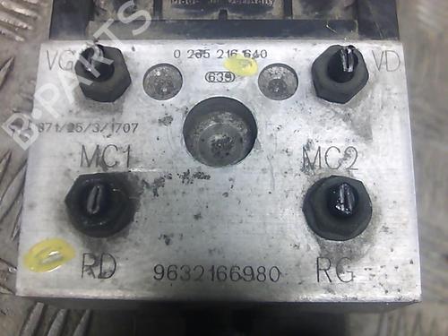 Used ABS pump ABS pump PEUGEOT 406 Coupe (8C) [1997-2005] 20032490 20032490