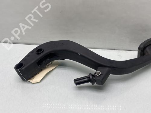 Clutch pedal BMW 3 (E90) 318 d | BP28611223I13