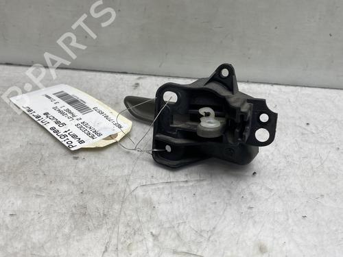 Used Front left interior door handle Front left interior door handle MERCEDES-BENZ SPRINTER 3,5-t Van (B906) 311 CDI (906.631, 906.633, 906.635, 906.637) (109 hp) 19971130 19971130