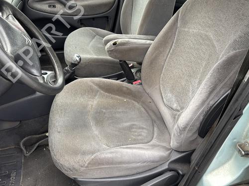 Right taillight CITROËN C5 I (DC_) 2.0 16V (DCRFNC, DCRFNF) | BP32113247C35  - Image 8