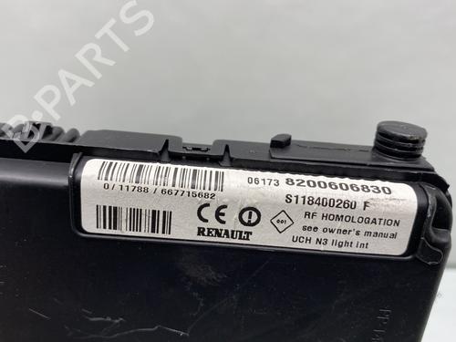 Fuse box RENAULT SCÉNIC II (JM0/1_) 1.5 dCi (JM02, JM13) | BP26656148E1 - Image 2