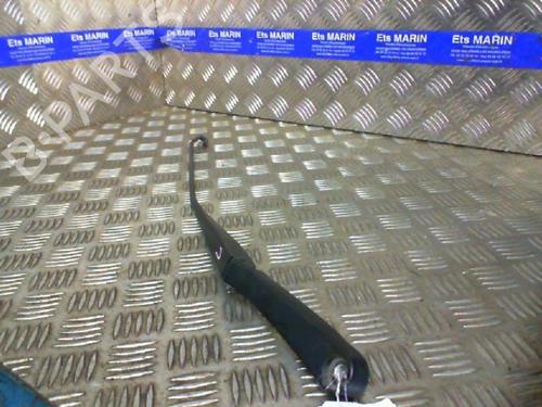 Used Front windshield wiper arm SEAT IBIZA III (6L1) 1.9 TDI (100 hp) 20034800