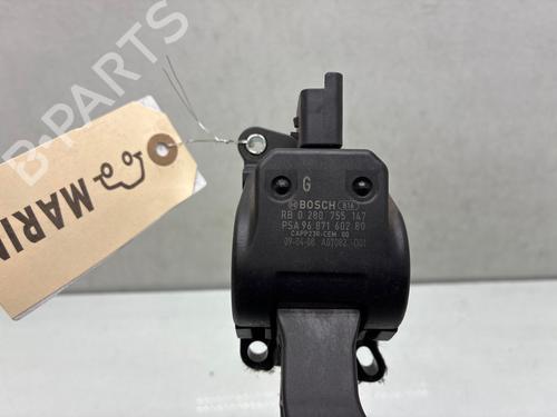 Pedale Pedale PEUGEOT 206+ (2L_, 2M_) 1.1 (60 hp) 35969798 35969798