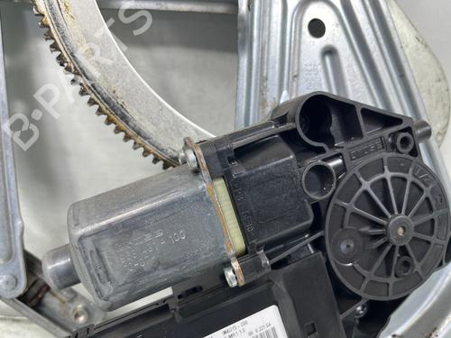 front-left-window-mechanism-renault-megane-iii-hatchback-bz01_-b3_-2008-36474250 main image