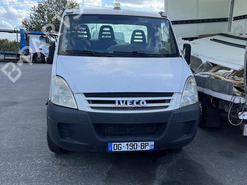 Front left lock IVECO DAILY III Van 35 C 12 V, 35 S 12 V (AGKA43A2, AGKB43A2, AGKB46A2,... | BP21957291C98 
