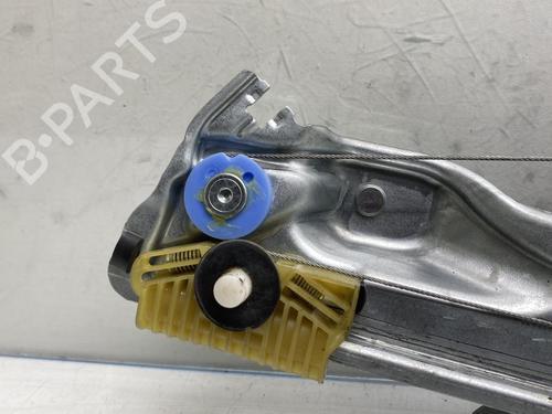 Used Rear right window mechanism Rear right window mechanism RENAULT MEGANE IV Hatchback (B9A/M/N_) 1.6 dCi 130 (B9A4) (130 hp) 19992250 19992250