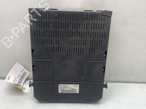 Fuse box CITROËN C4 I (LC_) 1.6 HDi | BP30872136E1