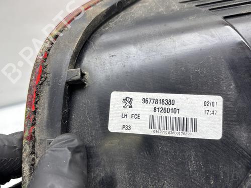 Used Left tailgate light Left tailgate light 32125821 32125821