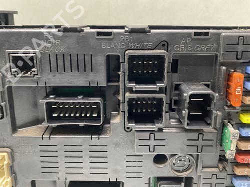 Fuse box PEUGEOT EXPERT Van (VF3A_, VF3U_, VF3X_) 1.6 HDi 90 16V | BP30003028E1 