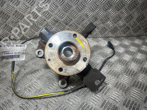Used Left front steering knuckle Left front steering knuckle PEUGEOT 107 (PM_, PN_) 1.0 (68 hp) 40205230 40205230