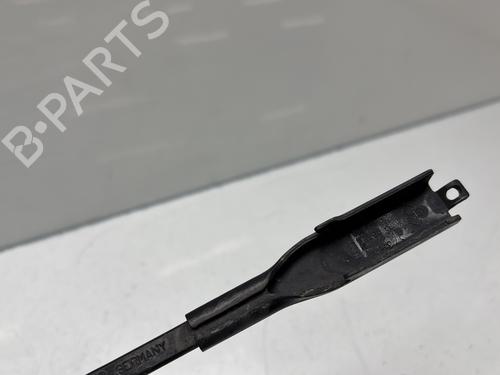Front windshield wiper arm MERCEDES-BENZ A-CLASS (W176) A 220 CDI (176.003) | BP32269720C143