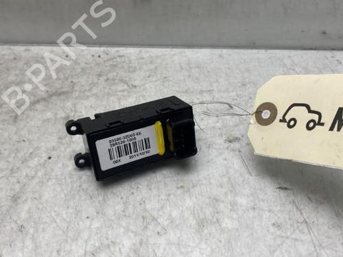 Used Left rear window switch HYUNDAI i40 I CW (VF) 1.7 CRDi (136 hp) 19969673