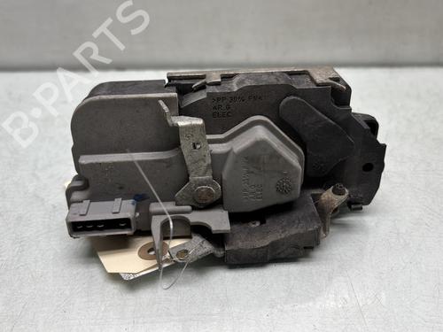 Used Rear left lock Rear left lock 32062627 32062627