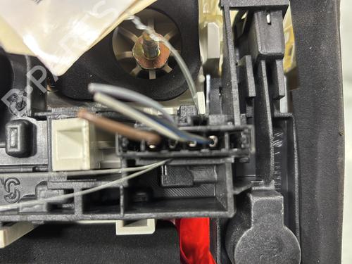 Used Left tailgate light Left tailgate light VW TOUAREG (7LA, 7L6, 7L7) 2.5 R5 TDI (174 hp) 32367963 32367963