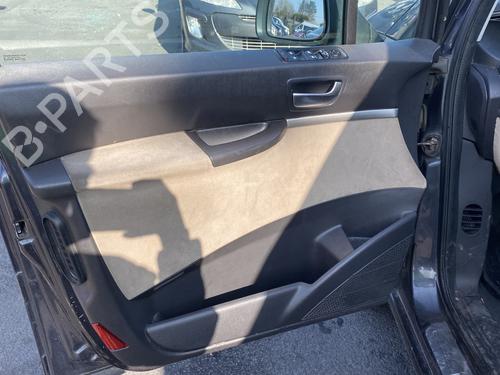 Right taillight PEUGEOT 807 (EB_) 2.0 HDi | BP29507313C35 