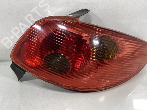 Used Right taillight PEUGEOT 206 Hatchback (2A/C) 2.0 HDI 90 (90 hp) 27381656