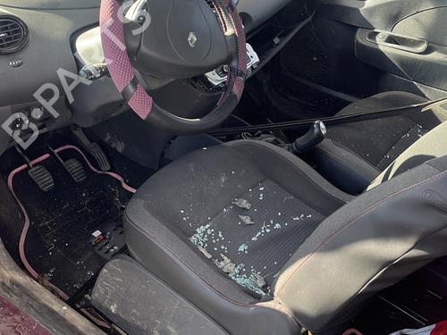 Right front fog light RENAULT TWINGO II (CN0_) 1.5 dCi 75 | BP30059782C31  - Image 24