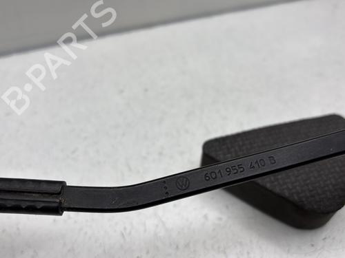 Front windshield wiper arm VW POLO IV (9N_, 9A_) 1.2 12V | BP30493360C143 