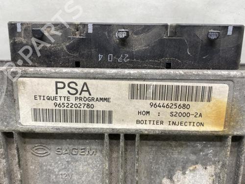 Used Engine control unit (ECU) Engine control unit (ECU) PEUGEOT 206 Hatchback (2A/C) 1.4 i (75 hp) 21485843 21485843
