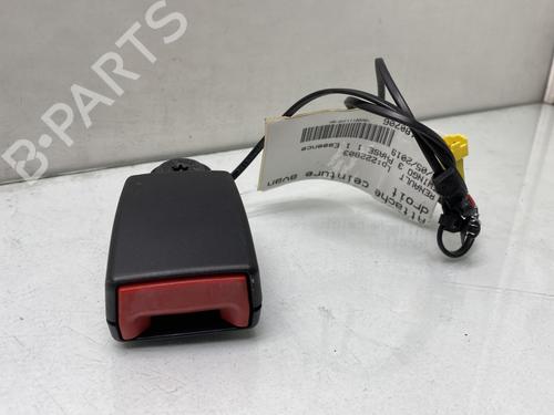 Used Seat buckle RENAULT TWINGO III (BCM_, BCA_) 1.0 SCe 75 (73 hp) 31641213