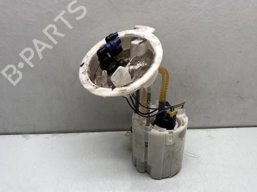 Used Fuel pump BMW 1 (F20) 116 d (116 hp) 28540244