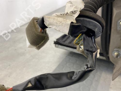 Left front door NISSAN ALMERA II Hatchback (N16) 1.5 dCi | BP20185534C2 