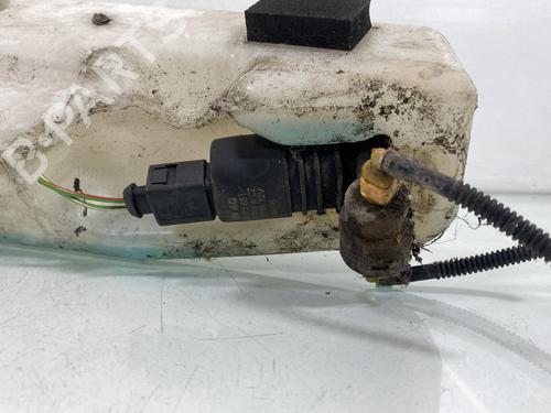 Windscreen washer tank VW POLO IV (9N_, 9A_) 1.4 TDI | BP28496794C113