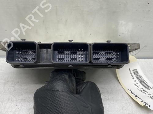 Used Engine control unit (ECU) Engine control unit (ECU) RENAULT MEGANE II (BM0/1_, CM0/1_) [2001-2012] 21196904 21196904