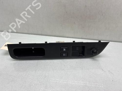 Used Left front window switch Left front window switch 38092560 38092560