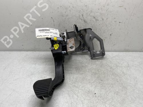 Used Clutch pedal Clutch pedal PEUGEOT 208 I (CA_, CC_) 1.2 VTi 68 / PureTech 68 (68 hp) 26212880 26212880