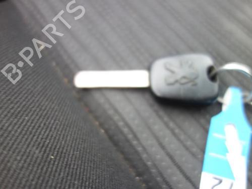 Used Parts PEUGEOT 207 Saloon 1812738