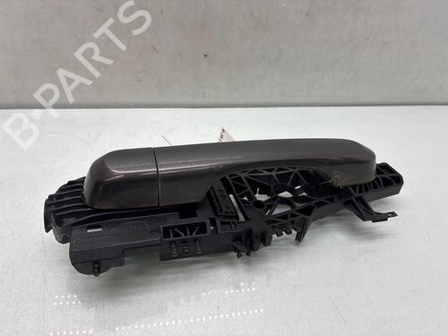 Used Rear right exterior door handle Rear right exterior door handle 38448275 38448275