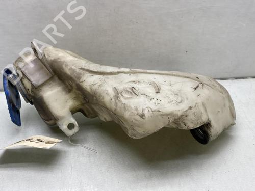 Used Windscreen washer tank VW PASSAT B5 (3B2) 1.9 TDI (115 hp) 20483461