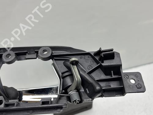 Used Rear left interior door handle Rear left interior door handle VW POLO IV (9N_, 9A_) 1.2 12V (64 hp) 30515467 30515467