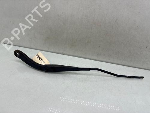 front-windshield-wiper-arm-dacia-sandero-ii-2012-37452168 main image