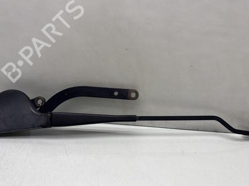 Used Front windshield wiper arm MERCEDES-BENZ C-CLASS (W203) C 220 CDI (203.006) (136 hp) 30459879