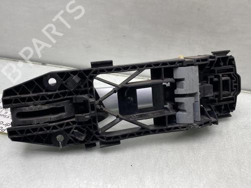 Used Front right exterior door handle VW GOLF VI (5K1) 1.6 TDI (105 hp) 20334107