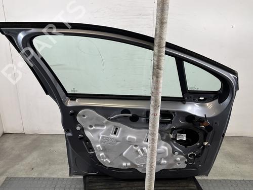 Left front door PEUGEOT 2008 I (CU_) 1.2 VTi | BP29453302C2 