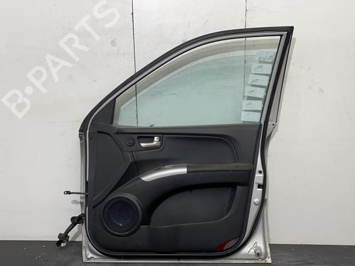 Right front door KIA SPORTAGE II (JE_, KM_) 2.0 CRDi 4WD | BP20013652C3
