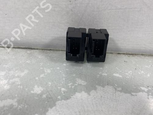 Left front window switch VW POLO III (6N1) 60 1.4 | BP30791550I27